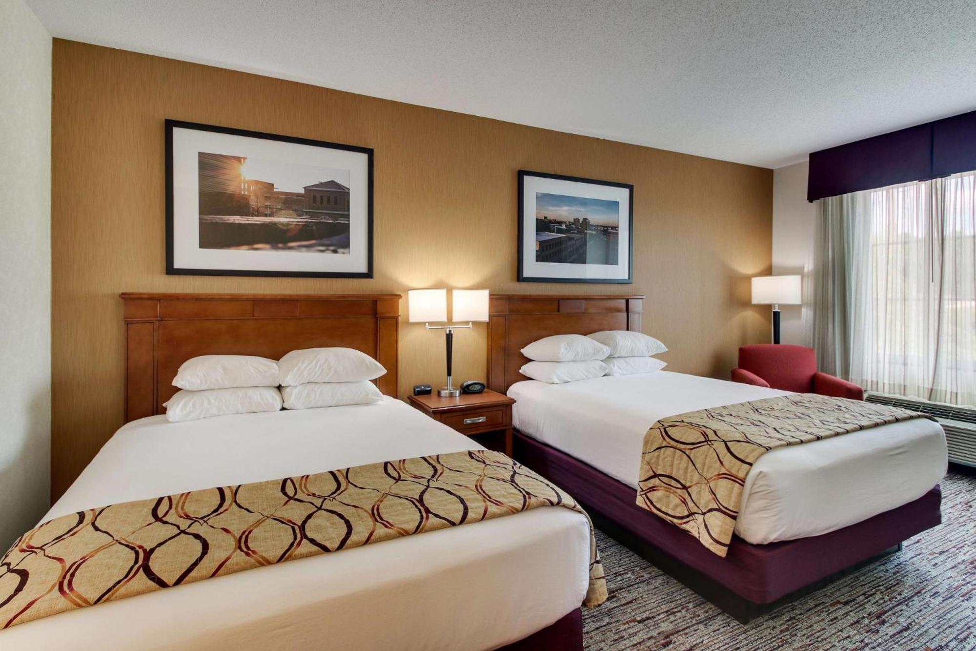 Drury Inn & Suites Меридиан Экстерьер фото